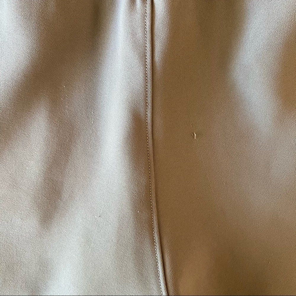 lululemon athletica Green Women Shorts - Picture 10 of 15